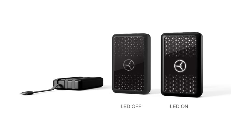 Draadloze Powerbank met Ingebouwde Kabels - Afbeelding 2
